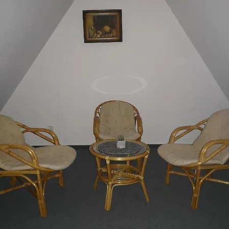 Hexe Hotel Zegocina